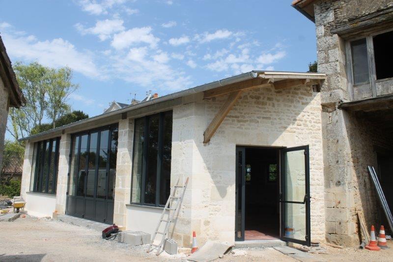 Restauration charpente chêne à Saint Maixent (79)